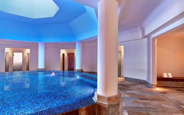 The St. Regis Mardavall Mallorca Resort