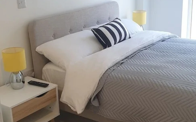 Quay Apartments Exchange Quay Salford Quays
