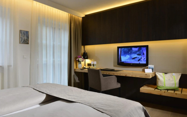 Hotel am Badersee