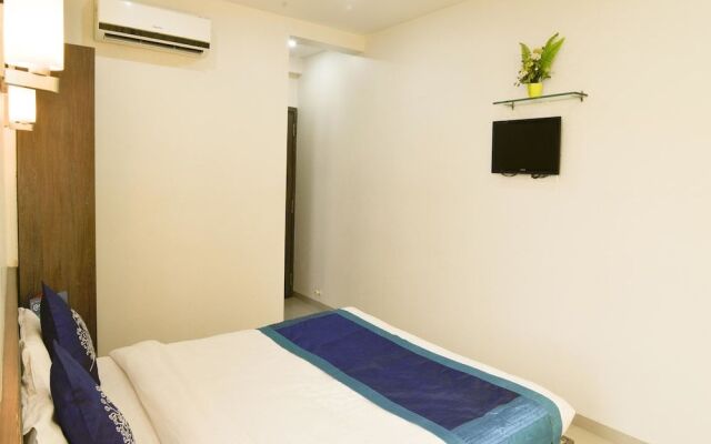 OYO 4437 Hotel Sai Sakha