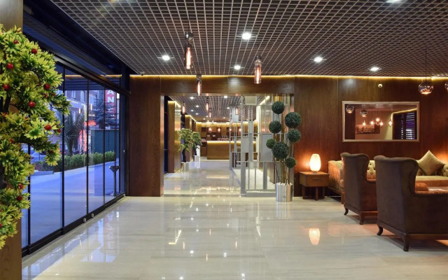 The Elegant Hotel