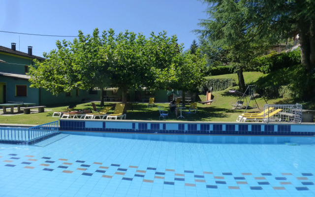 Bamboohouse Motel Riazzino