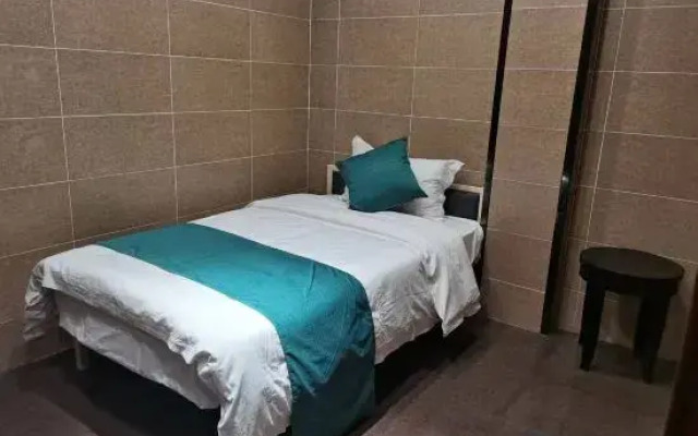 Danyang 6 Plus 1 Express Chain Hotel