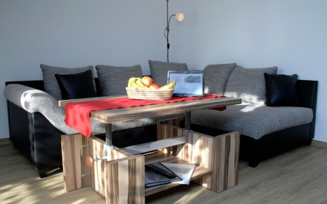 Splendid Apartment in Pepelow near Sea