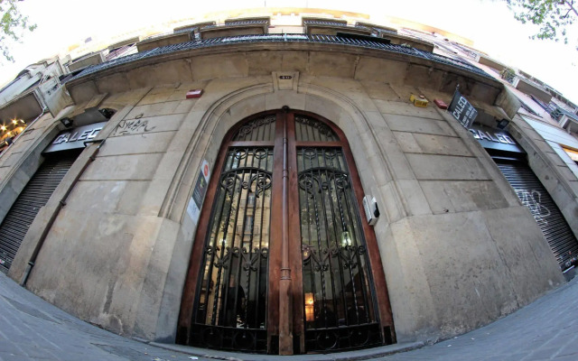 Sant Jordi Hostel Alberg