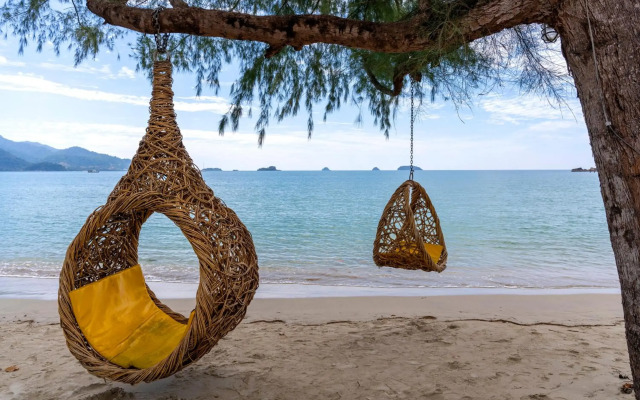 Coconut Beach Resort
