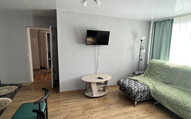 Апартаменты на улице Мамонтова 13