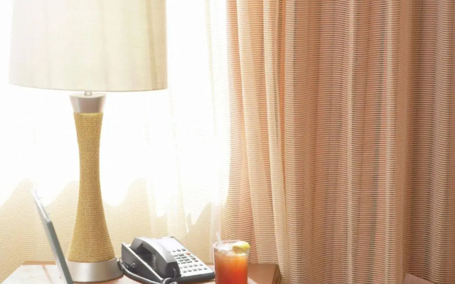 Country Inn and Suites Dubuque