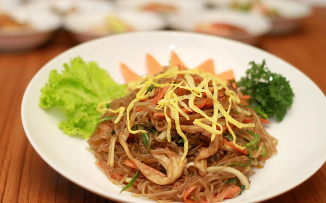 Bentani Hotel & Residence