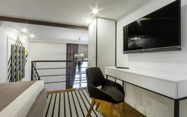 DeZign Apartments