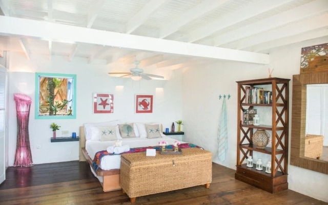 Zephyr Room