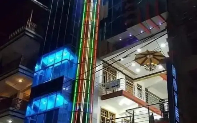 Madina Tower Hotel & Restaurant