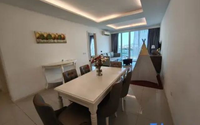 The Shore Residences by Amanjiwa