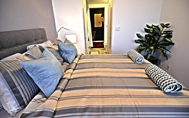 Toronto Escape - Onyx Suite