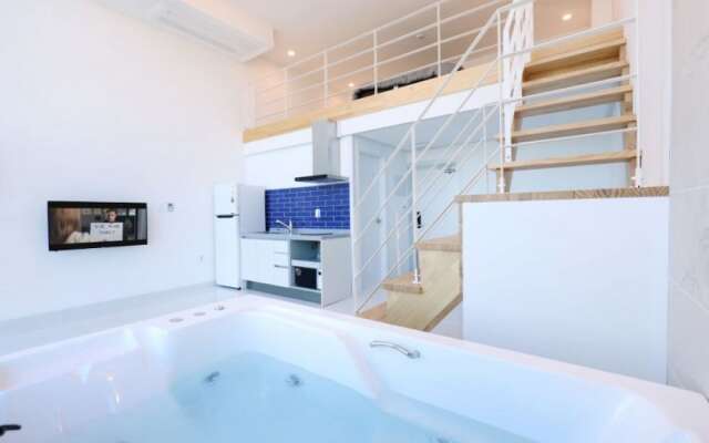 Gangneung Healing Yearn Pension