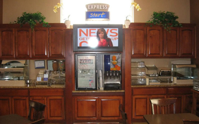 Holiday Inn Express West Sacramento by IHG