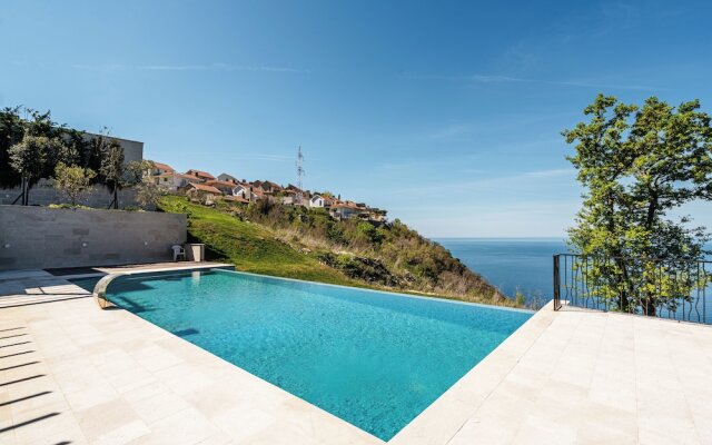 Monte Living by In Property