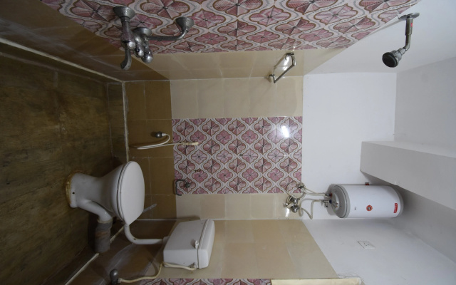 Super OYO 82026 BANGUR INN