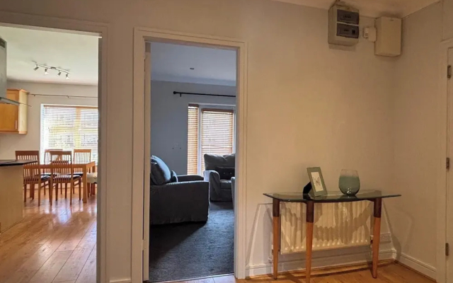 Spacious 2 Bed Apartment Near Dublin Airport