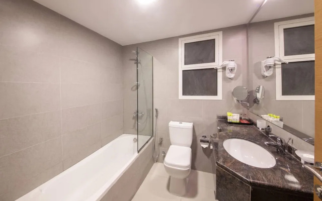 Landmark Suites Hotel