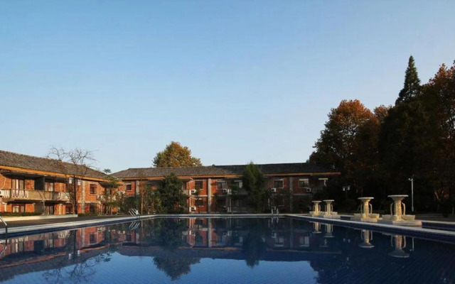 Duyun Maojianli Hotel (Qinhan Film City)