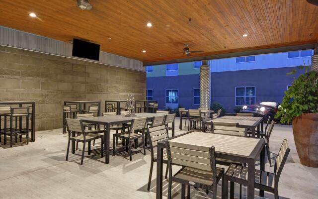 Homewood Suites by Hilton TechRidge Parmer @ I-35