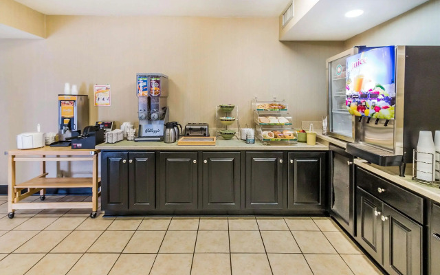 Quality Inn Savannah I-95