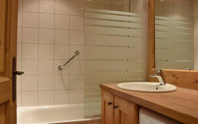 Appartement Méribel, 2 pièces, 5 personnes - FR-1-180-86