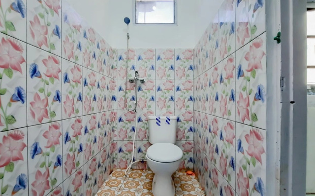 RedDoorz near Universitas Palangkaraya 3