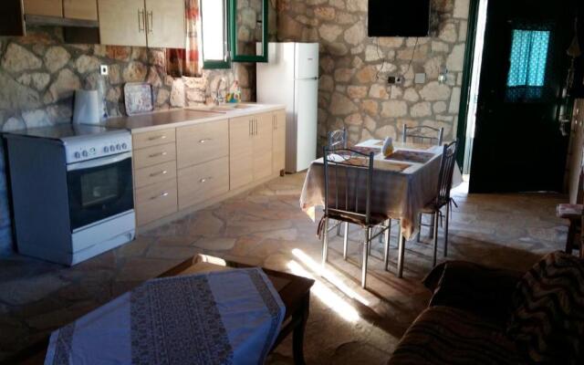 The Stone House-Zacharatos Nikolaos