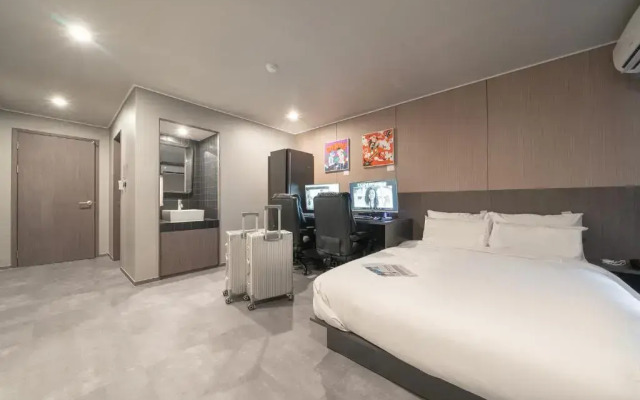 Workers Hotel Ansan by Aank