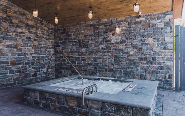 Tailwater Lodge Altmar, Tapestry Collection by Hilton