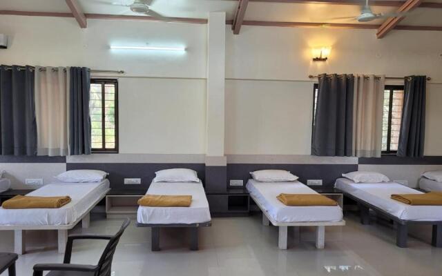 Cocorico Beach Resort