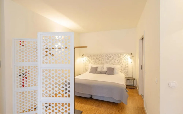 Cashmere Nightlife Studio 202