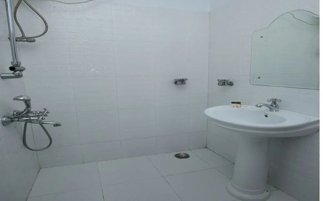 Hotel Penrallt Homestay by OYO Rooms