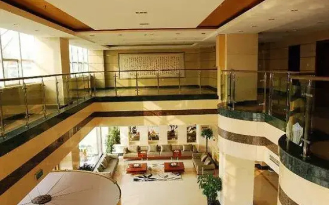 Rizhao Yunzong Hotel