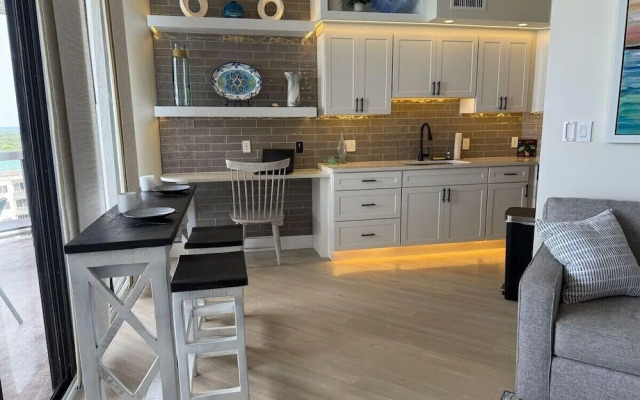 Surfside Resort #1406