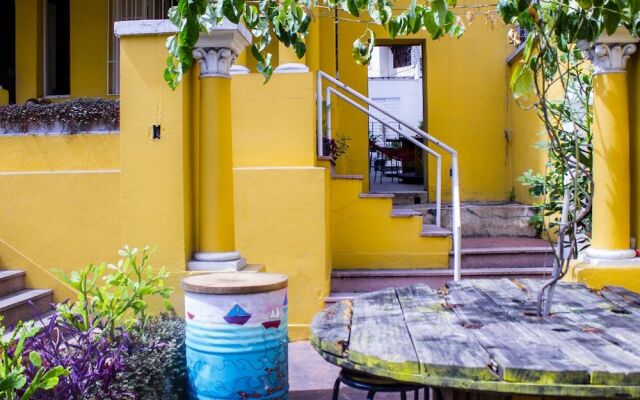Samba Rooms Hostel