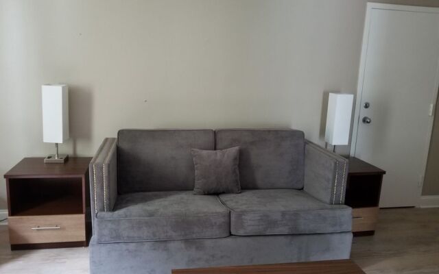 Stayable Select Gainesville