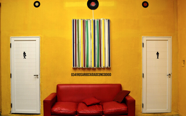 Retro Art Hostel