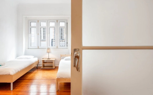 Guestready - Wonderful 4BR Flat Near Liberdade Avenue, Lisbon