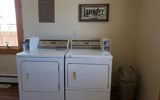 Cody Legacy Inn & Suites