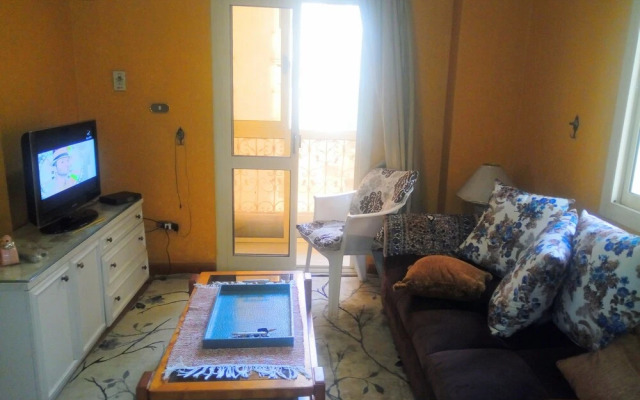 Zahraa Al Maadi Apartment