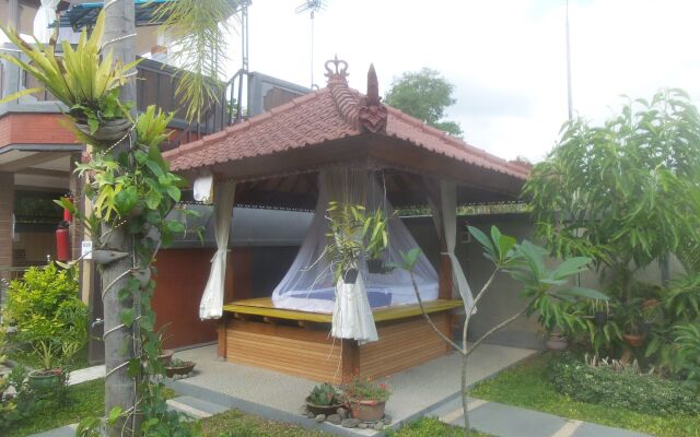 Summer Guesthouse