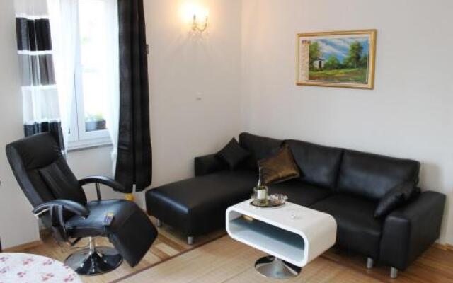 Ana Apartment