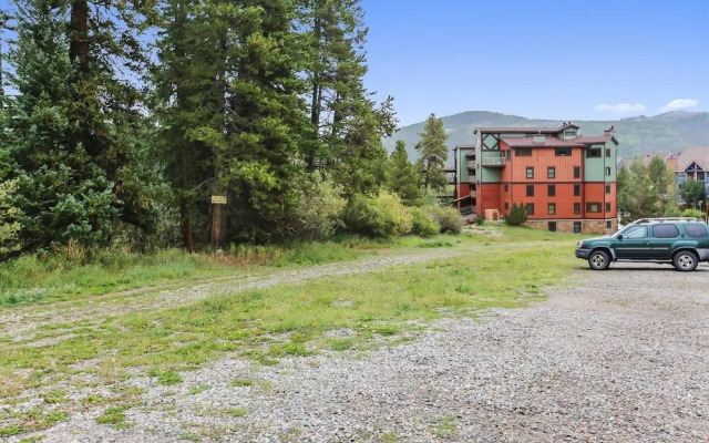 Pine Ridge 11e 2 Bedroom Condo