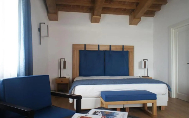 Villa Tolomei  & Resort
