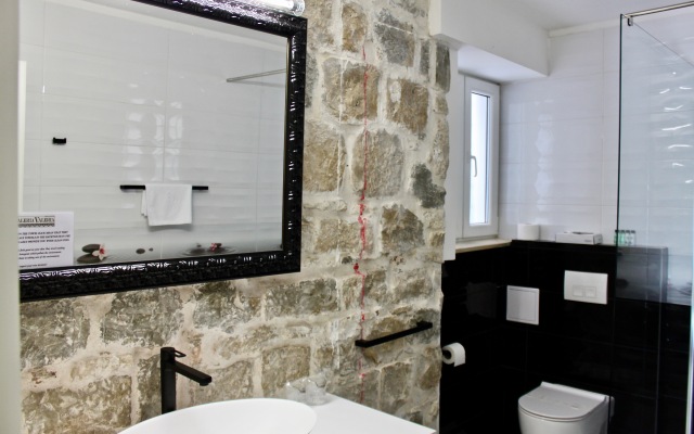 Galeria Valeria Seaside Downtown - MAG Quaint & Elegant Boutique Hotel