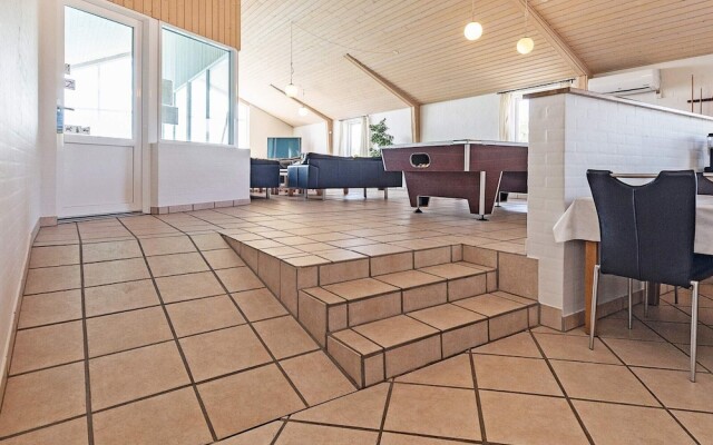 20 Person Holiday Home in Vinderup-by Traum