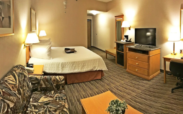 Humphry Inn & Suites